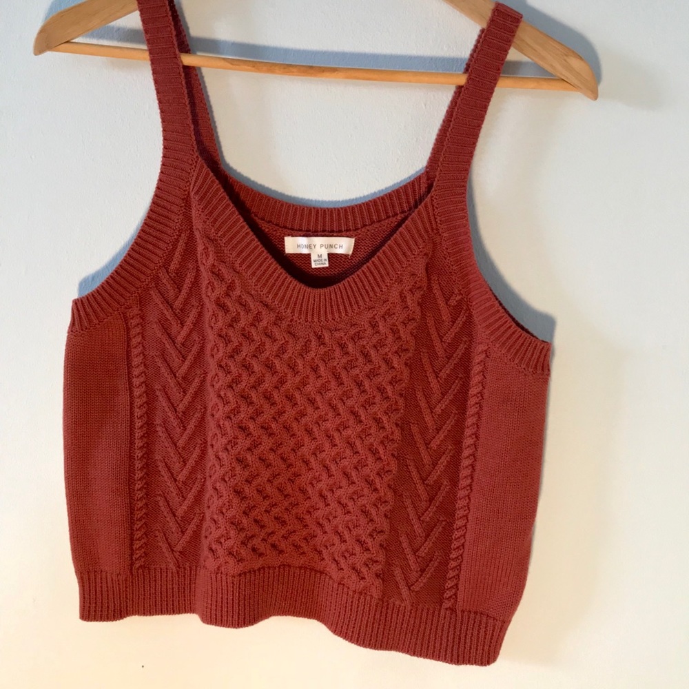 cropped tank top